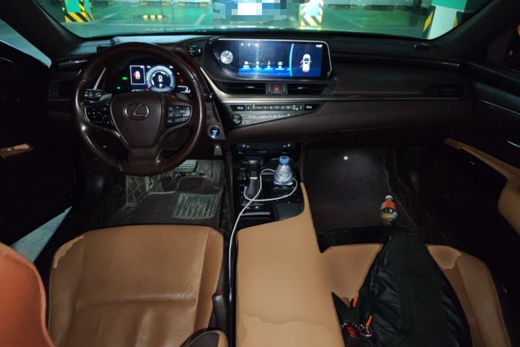 Used Lexus ES 2018 300h Premier Edition China V Standard