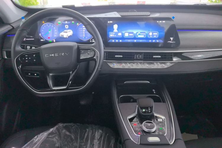 Used Chery Tiggo 8 PRO New Energy 2024 1.5T 100km XinChen Edition
