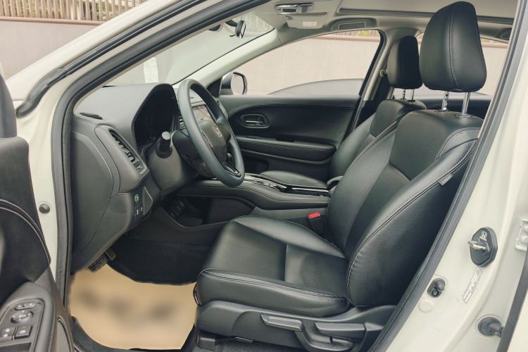 Used Honda Vezel 2020 1.5L CVT Pioneer Edition
