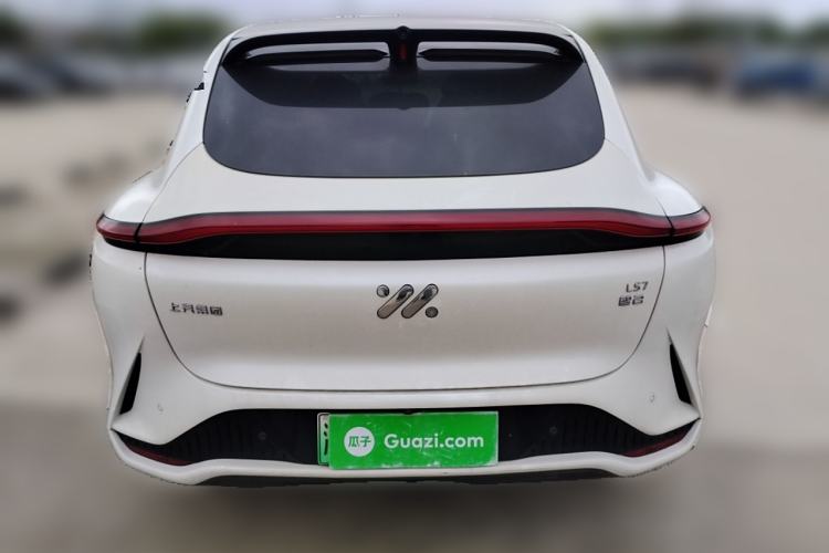 Used IM LS7 2023 100kWh Lux Rear-Drive Version