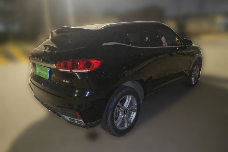 Used Wey VV5 2021 1.5T Two-Wheel Drive Color Pioneer
