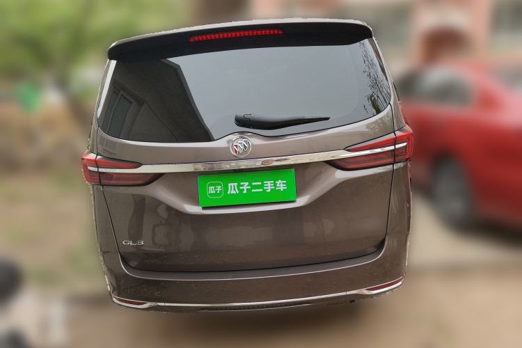 Used Buick GL8 2023 Facelifted Land Cruiser Executive Luxury Version Rear