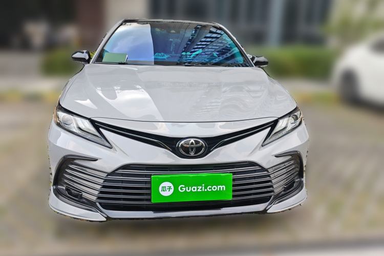 Used Toyota Camry 2021 2.0G Luxury Edition Front