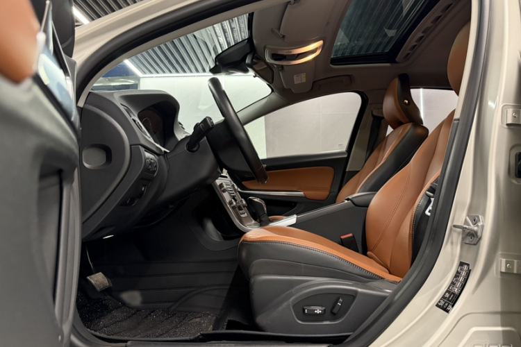 Used Volvo S60 2017 S60L T4 Smart Range Edition