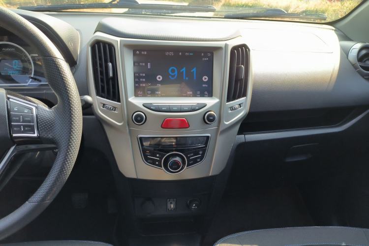 Used Haval H1 2017 Red-Label 1.5L Manual Comfort Model