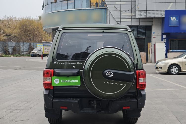 Used Leopaard Q6 2015 2.4L Manual 4x4 Excellence Edition
