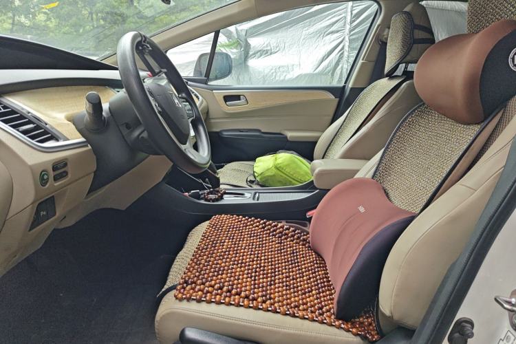 Used Honda Jade 2013 1.8L automatic Comfort version 5 seats Left Front Seat