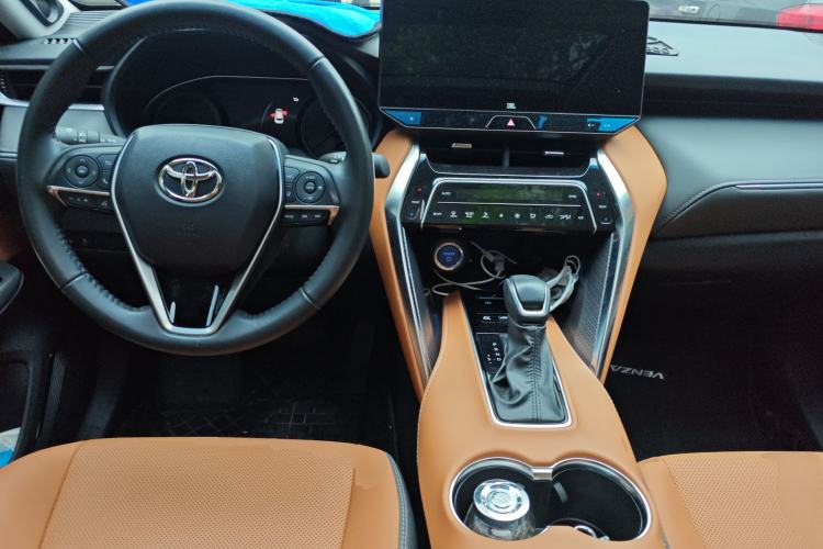 Used Toyota Venza 2022 Dual-Engine 2.5L CVT Two-Wheel Drive Prestige Edition