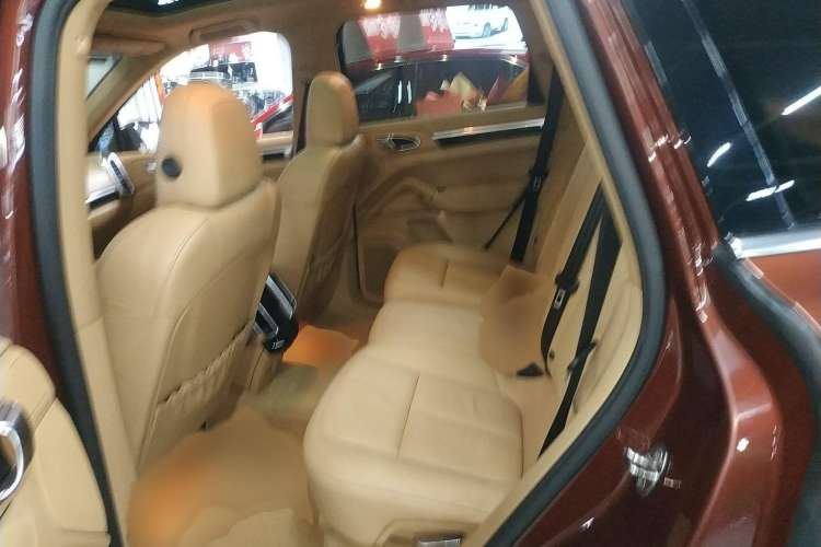 Used Porsche Cayenne 2011 3.6L automatic transmission U.S. specification