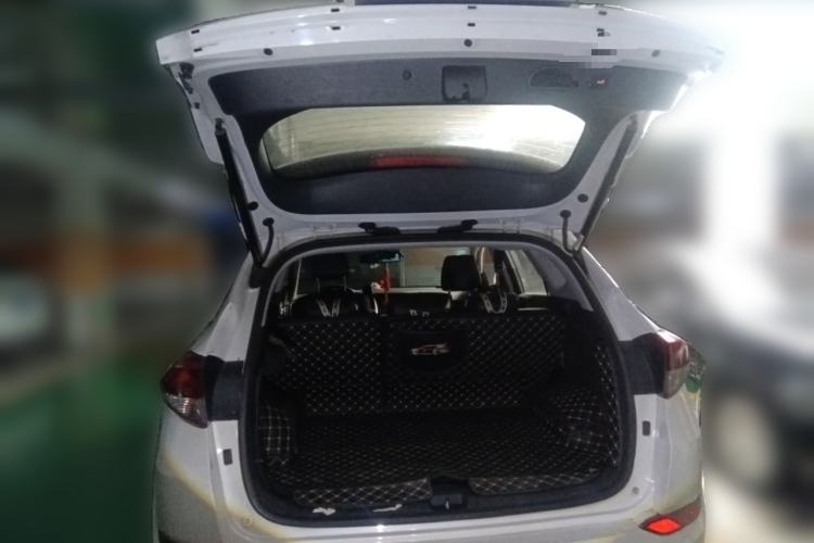 Used Hyundai Tucson 2015 1.6T Dual-Clutch Two-Wheel-Drive Smart Model
