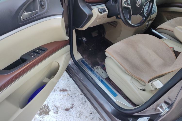 Used Buick GL8 2017 25S Luxury Version China V Standard
