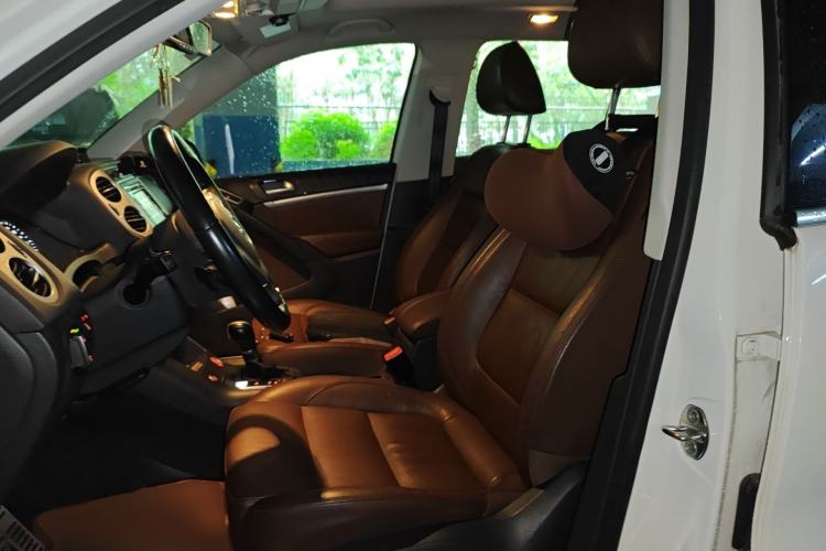 Used Volkswagen Tiguan 2015 1.8TSI Automatic All-Wheel-Drive Luxury Model