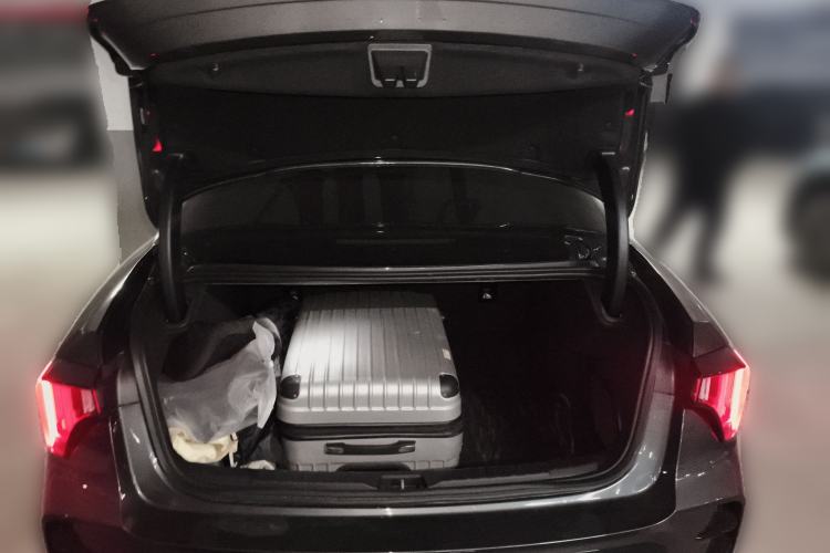 Used Lynk & Co 03 2023 2.0TD DCT JingPro Trunk