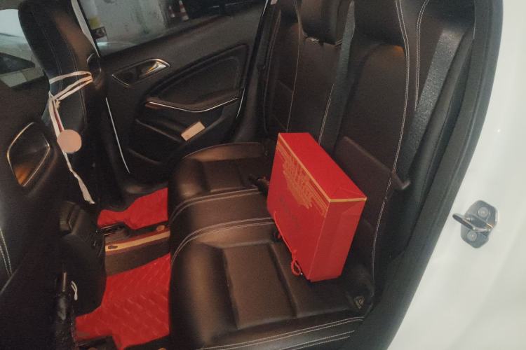 Used Mercedes-Benz GLA 2018 GLA 200 Sport Edition Left Rear Seat