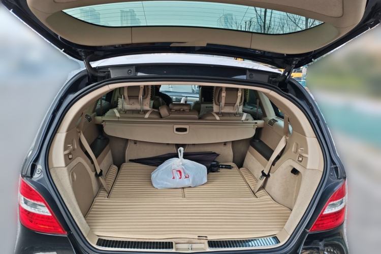 Used Mercedes-Benz R-Class 2011 R 300 L Business Model
