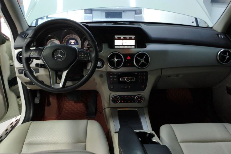 Used Mercedes-Benz GLK-Class 2013 Facelift GLK 300 4MATIC Fashion Edition
