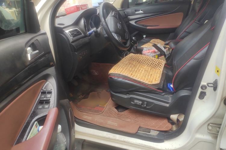 Used Foday Landfort 2017 1.9T Diesel Manual Two-Wheel Drive Flagship Edition 7 Seats Driver Seat