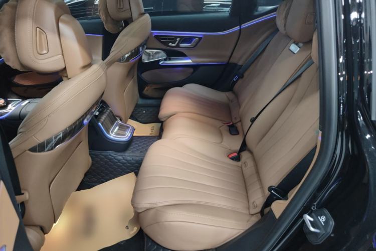 Used Mercedes-Benz E-Class 2025 Facelift E 300 L Luxury Edition