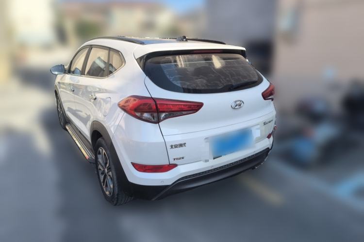 Used Hyundai Tucson 2015 1.6T Dual-Clutch Two-Wheel-Drive Leading Model
