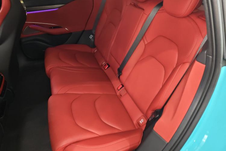 Used Xiaomi Auto SU7 2024 Four-Wheel-Drive Max Founder's Edition