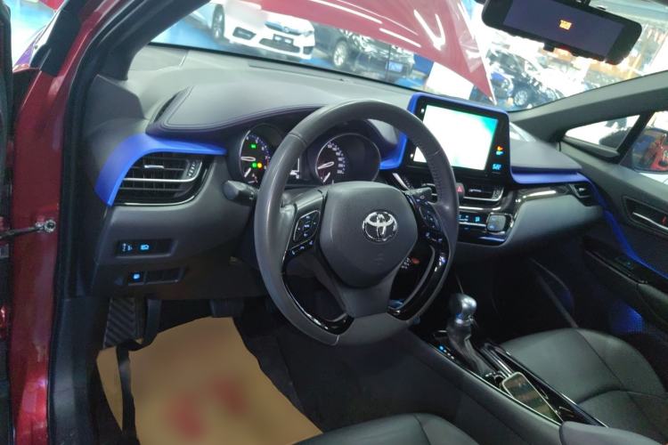 Used Toyota IZOA 2018 2.0L Yichi Version China VI Standard Center Console