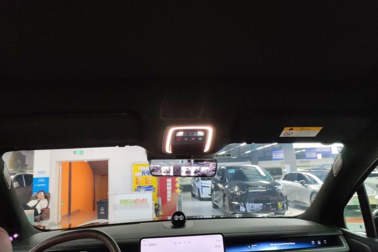 Used Nio ES8 2026 Model 6-seat Executive Luxury Edition Headliner