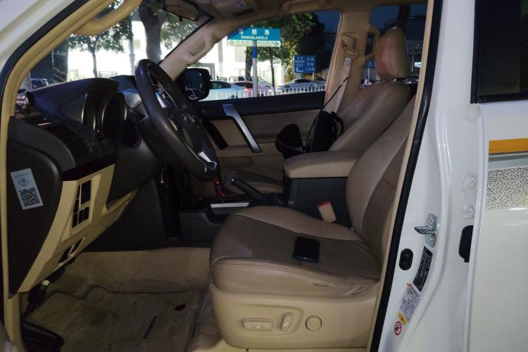 Used Toyota Prado 2015 2.7L TXL Middle East Version Left Front Seat
