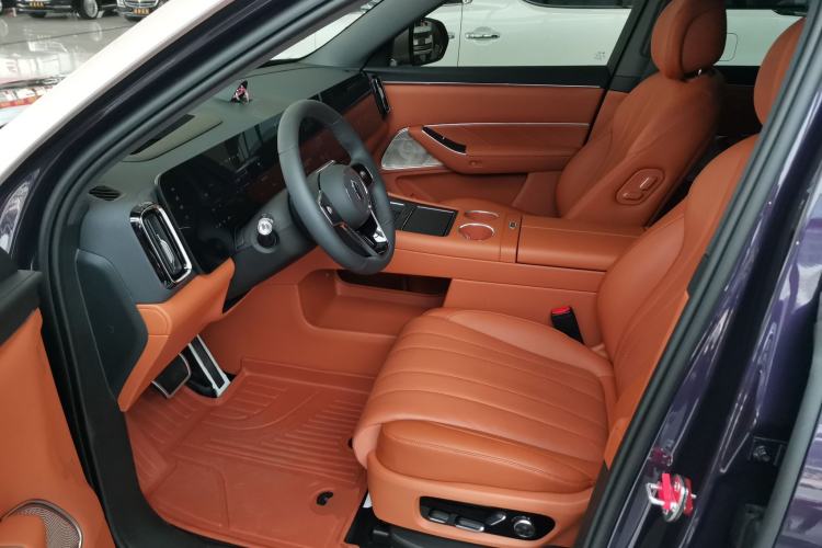 Used Hima AITO M8 2025 Model Pure Electric Max+ Five-Seat Long-Range Version Left Front Seat