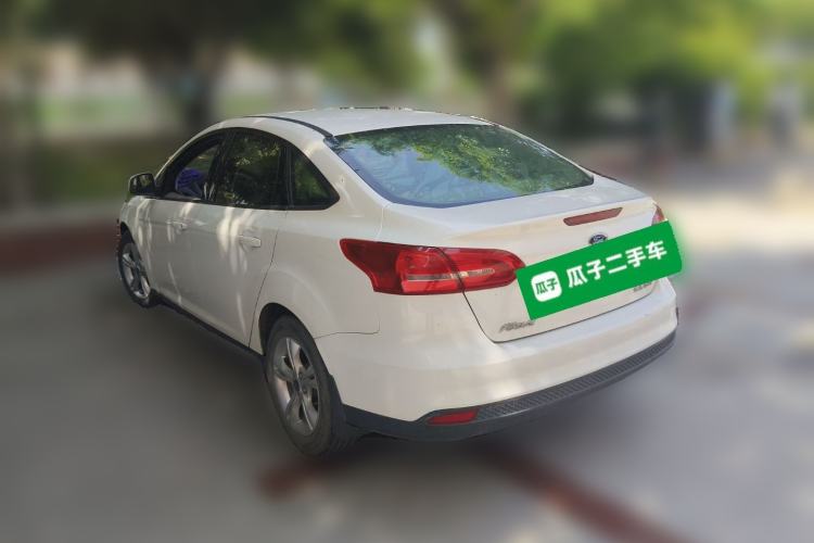 Used Ford Focus 2015 Sedan 1.6L Manual Comfort Model

