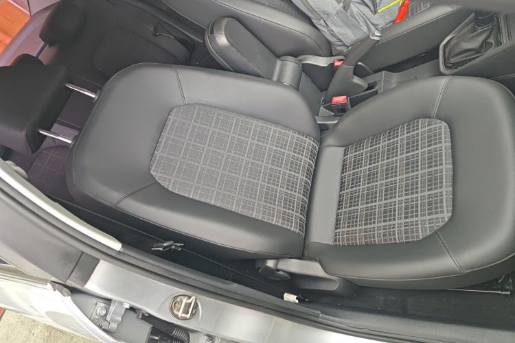 Used Volkswagen Jetta 2017 1.5L Automatic Comfort Model Right Front Seat