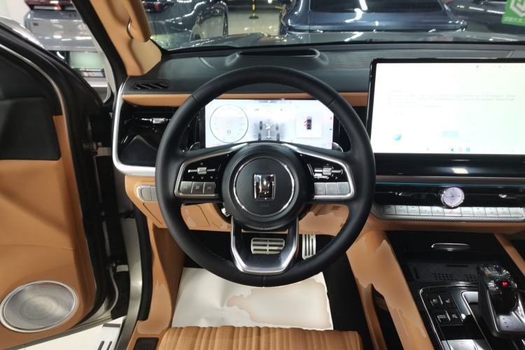 Used Tank 500 New Energy 2023 Hi4-T
