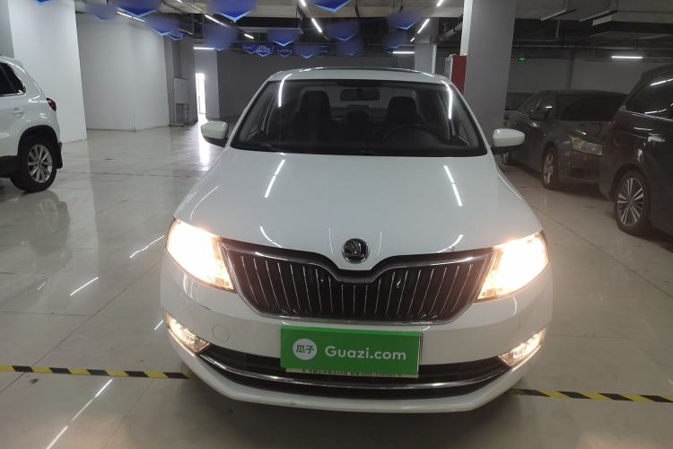 Used Skoda Rapid 2018 1.6L Automatic Comfort Edition Front