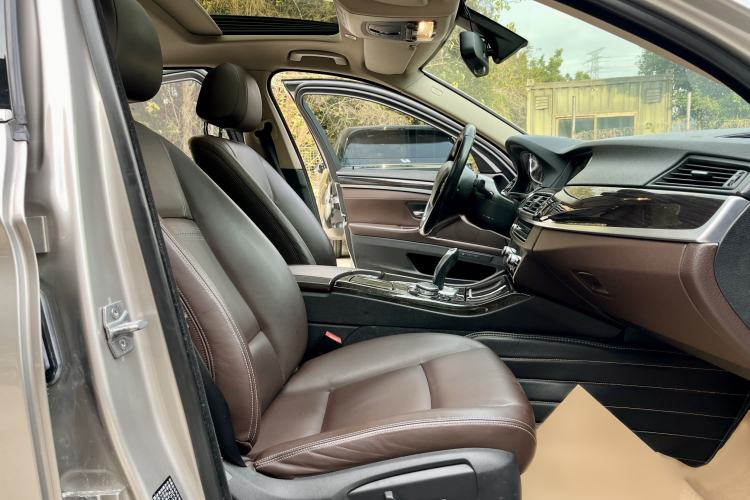 Used BMW 5 Series 2014 525Li Luxury Design Package
