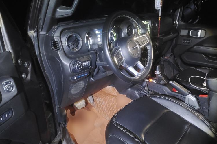 Used Jeep Wrangler 