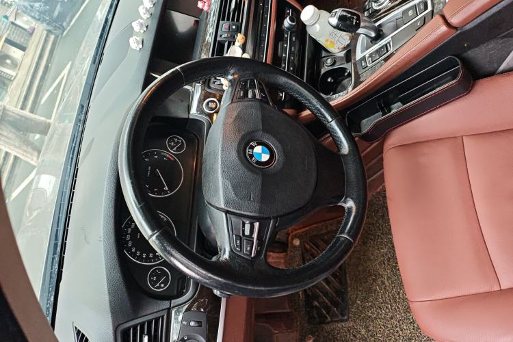 Used BMW 5 Series 2014 525Li Leading Model