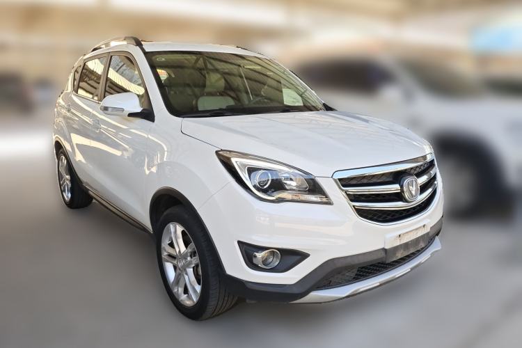 Used CHANGAN CS35 2017 1.6L Automatic Luxury Model Front Right 45 Deg