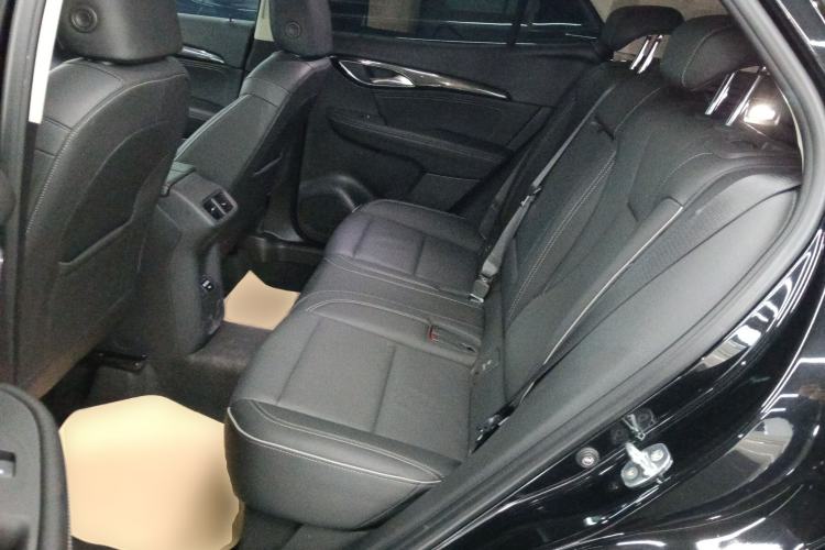 Used Buick Envision 2023 Encore S 552T Two-Wheel Drive Luxury Model
