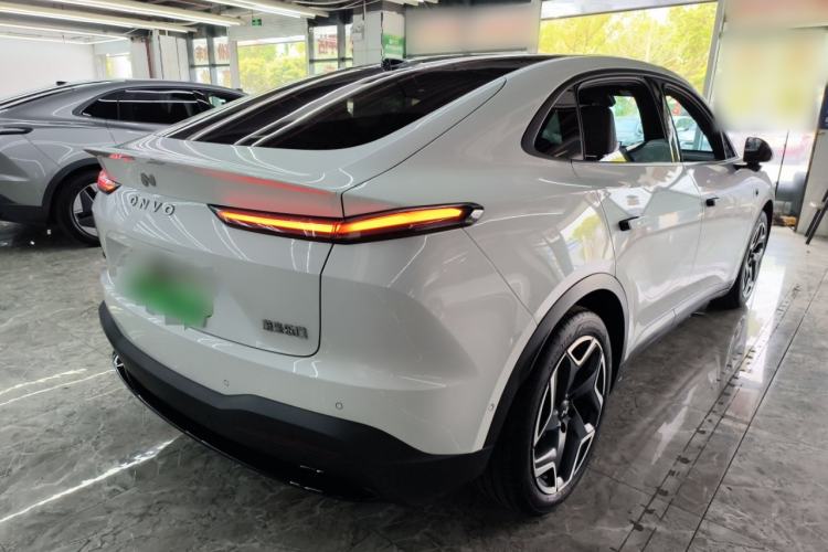 Used ONVO L60 2024 60 kWh Rear-Drive Version