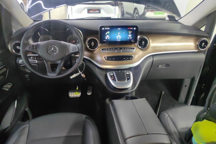 Used Mercedes-Benz V-Class 2020 V 260 Prestige Edition
