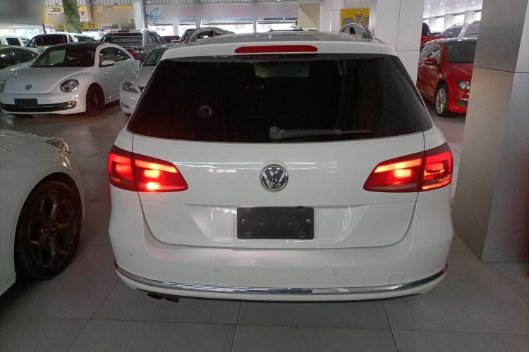 Used Volkswagen Magotan (Import) 2012 Travel Edition 2.0 TSI Comfort Version
