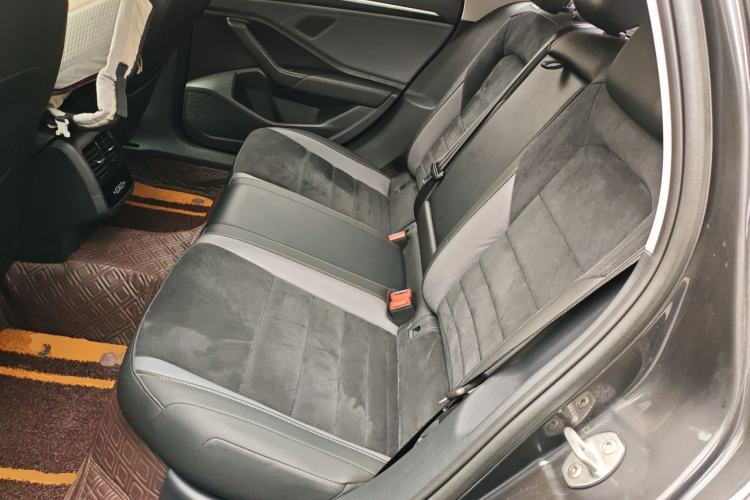 Used Volkswagen Sagitar 2020 280TSI DSG Luxury Version China VI Standard Left Rear Seat