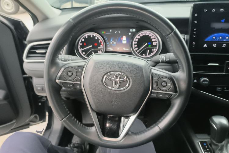 Used Toyota Camry 2023 2.0G Luxury Edition