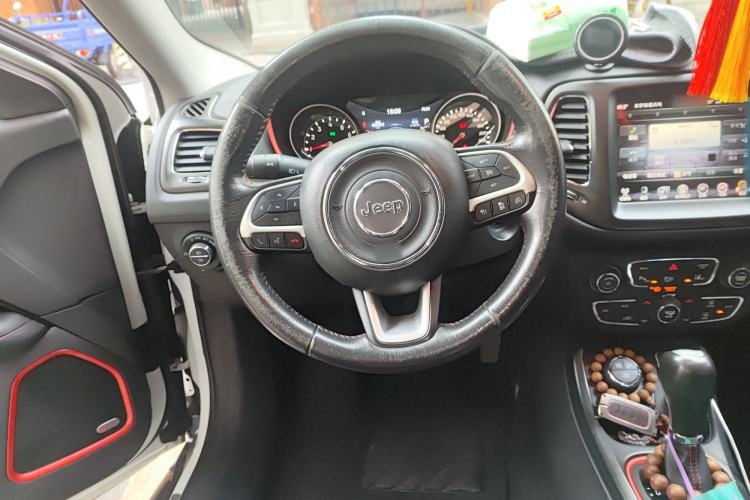 Used Jeep Compass 2017 200TS Automatic High-Performance All-Wheel Drive Edition
