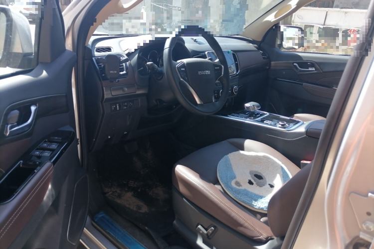 Used Isuzu mu-X 2022 2.0T Gasoline Automatic 4x4 Enjoyment Model 5 Seats