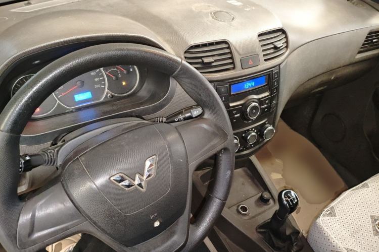 Used Wuling Hongguang 2014 1.2L S Standard Version China IV Standard