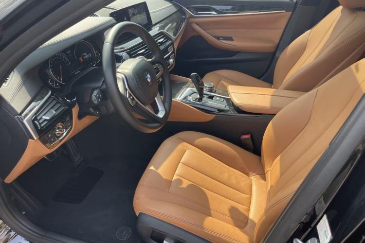 Used BMW 5 Series 2018 Restyled 530Li Leading Edition M Sport Package