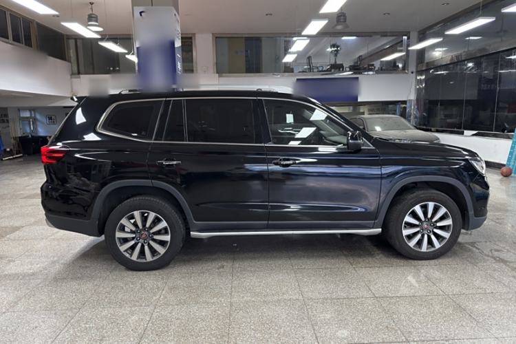 Used Roewe RX8 2018 30T Smart Connectivity Two-Wheel Drive Flagship Edition