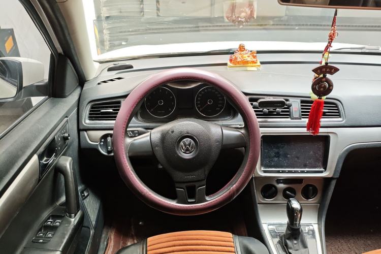 Used Volkswagen Lavida 2013 Restyled Classic 1.6L Automatic Comfort Edition
