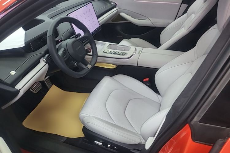Used Xiaomi Auto SU7 2024 Four-Wheel Drive Ultra-Long Range Advanced Intelligent Driving Max Edition