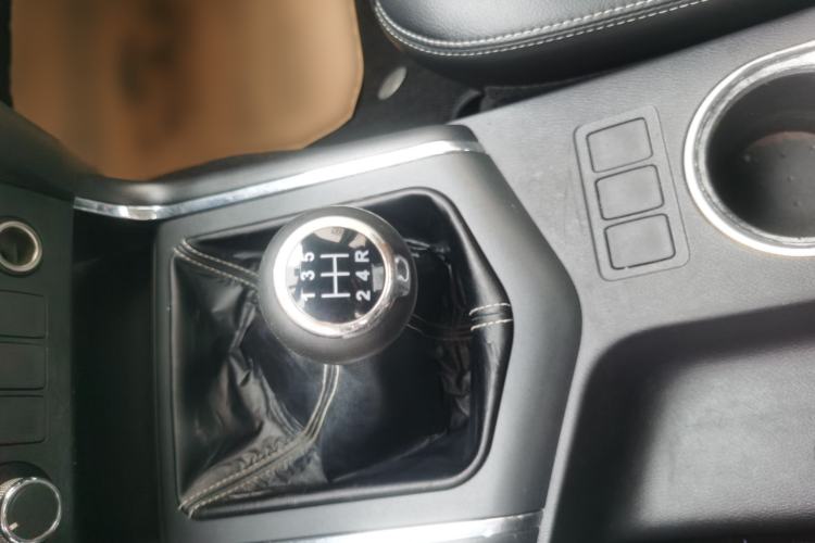 Used Dongfeng Ruichi 6 2019 2.5T Manual 4x4 Diesel Standard Version ZD25T5